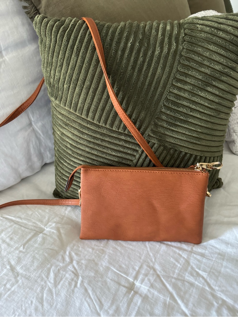 Women’s Tan Leather Crossbody Bag - Minimal Sling Purse